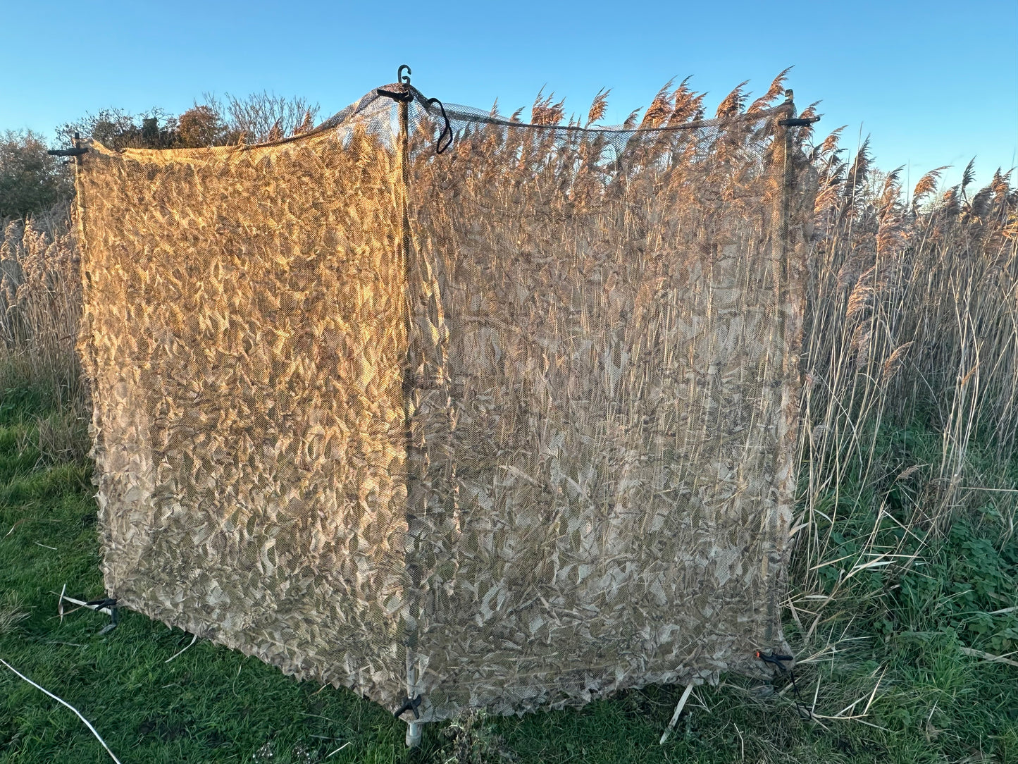 The new brown Stealth Ghost late season Camouflage 2-ply Hide Net 4mx1.5m (Hunting Blind)